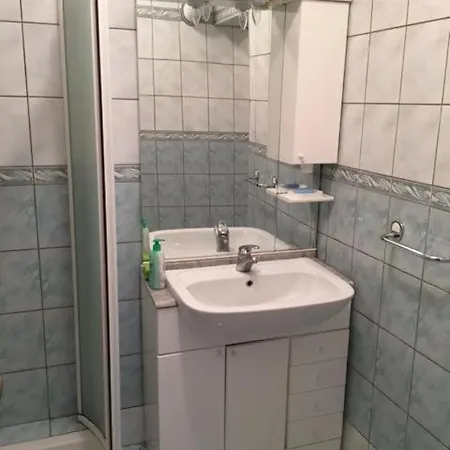 12424b